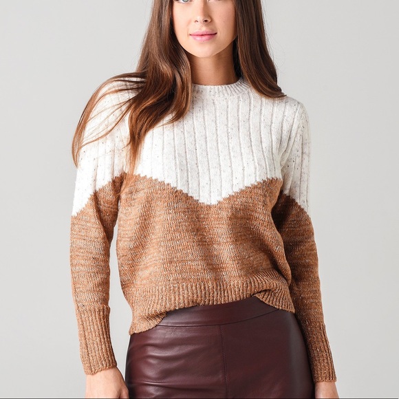 cupcakes & cashmere Sweaters - NWOT cupcakes & cashmere colorblock sweater